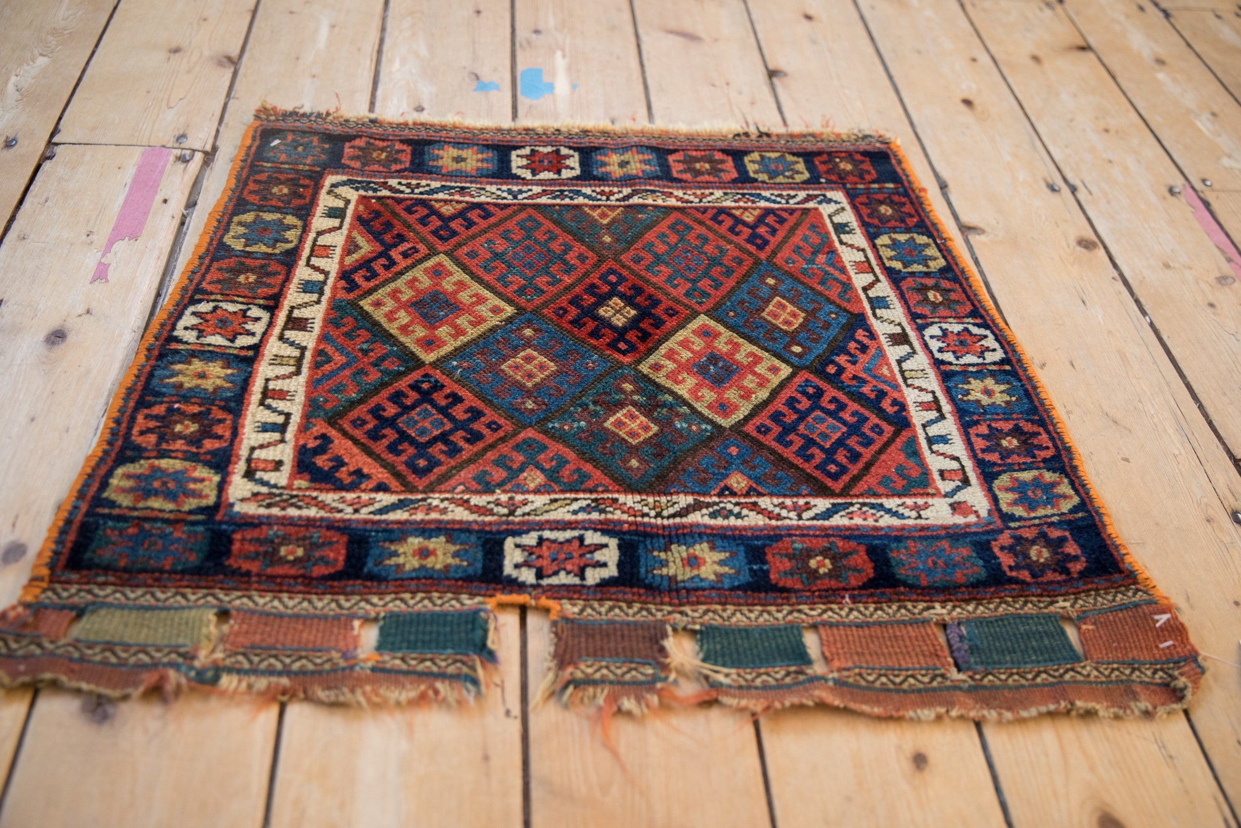 2.5x2 Antique Jaff Kurd Bag Face Square Rug Mat // ONH Item 3948 Image 6