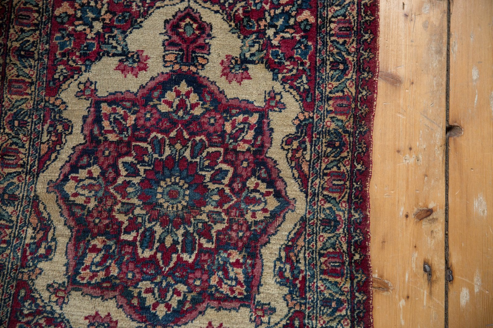 2x2.5 Antique Kermanshah Square Rug Mat // ONH Item 5112 Image 6