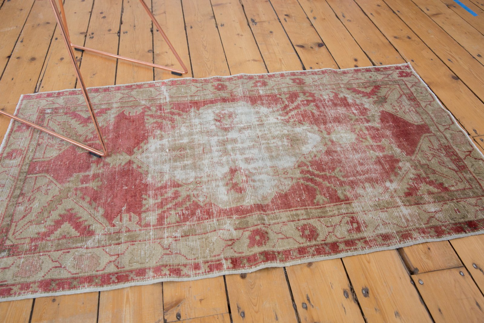 2.5x4.5 Vintage Distressed Oushak Rug // ONH Item 5174 Image 5