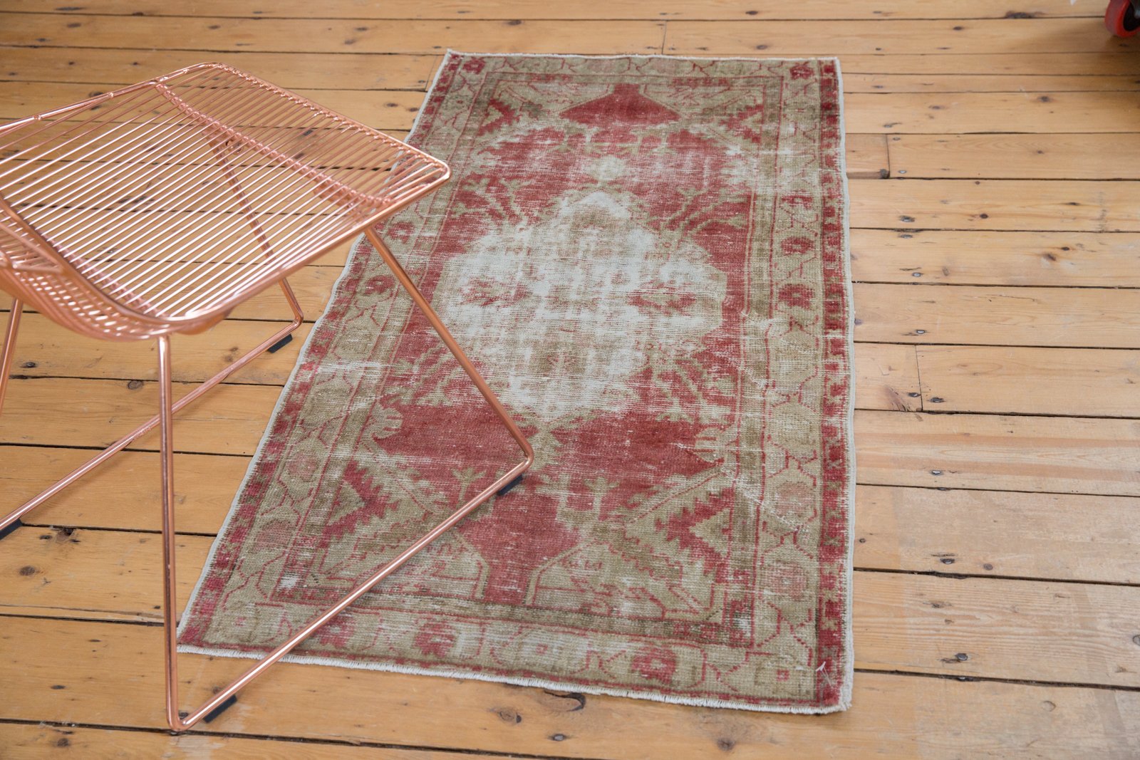 2.5x4.5 Vintage Distressed Oushak Rug // ONH Item 5174 Image 12