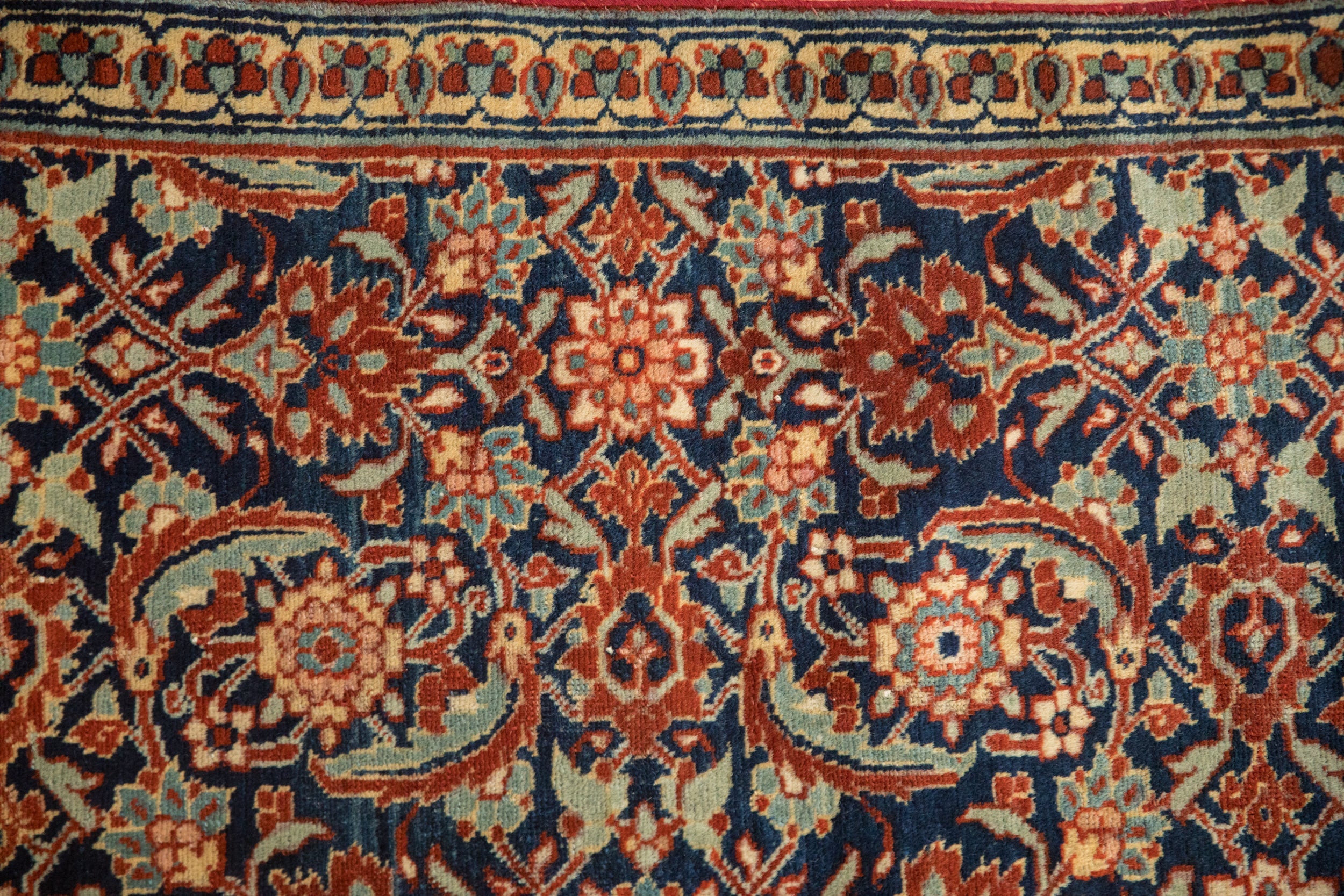 Vintage Tabriz Sennehbaft Rug // ONH Item: 5219, Image 2