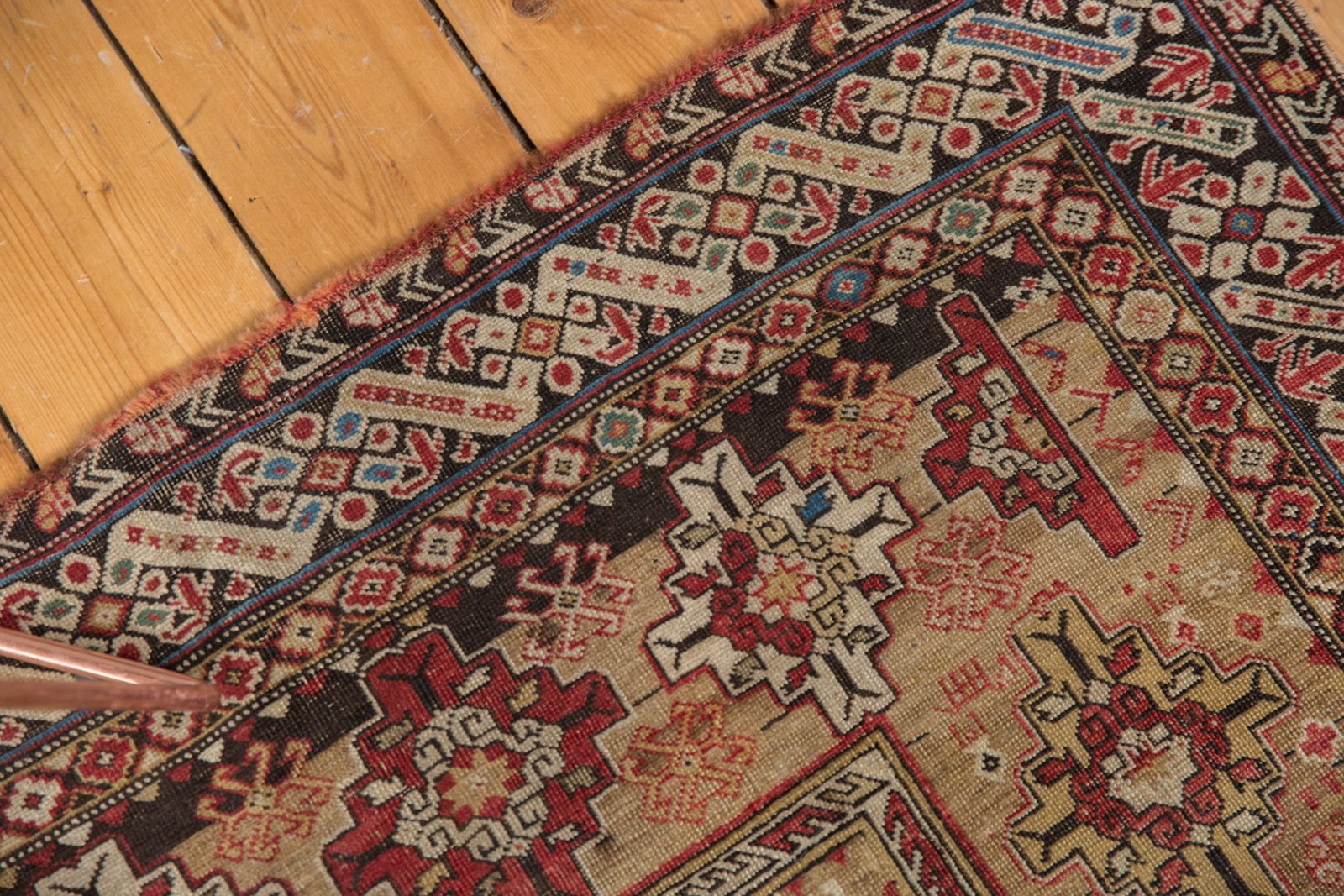 4x4.5 Antique Caucasian Square Rug // ONH Item 5266 Image 9