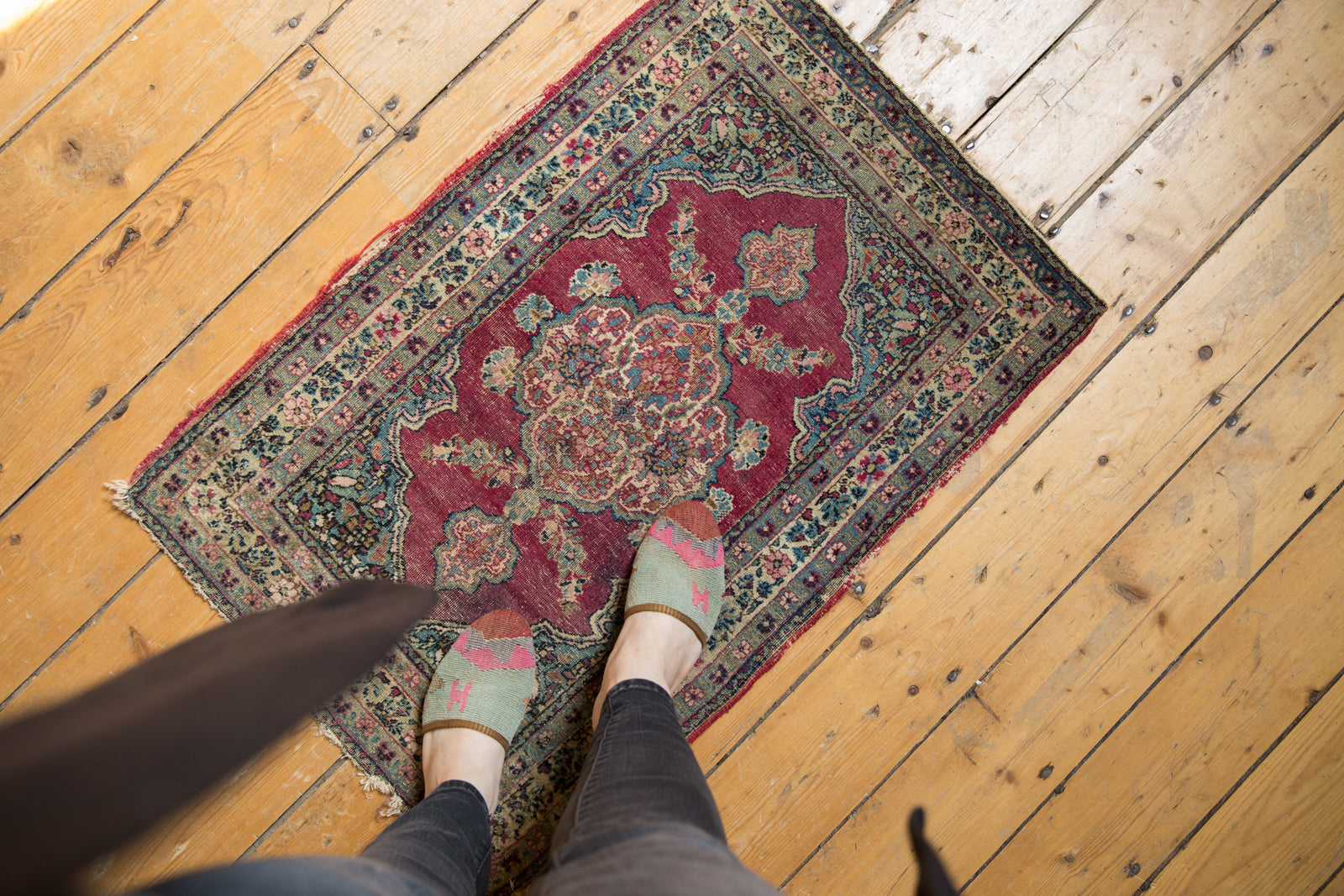 2x3 Antique Kerman Rug Mat // ONH Item 5551 Image 1