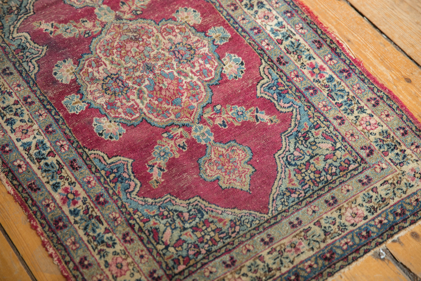 2x3 Antique Kerman Rug Mat // ONH Item 5551 Image 4