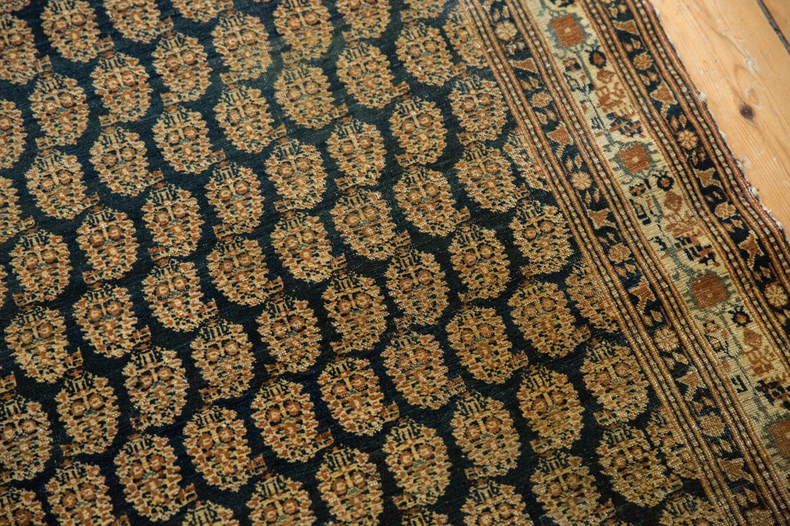 4x6 Antique Haji Jalili Tabriz Rug // ONH Item 6316 Image 5