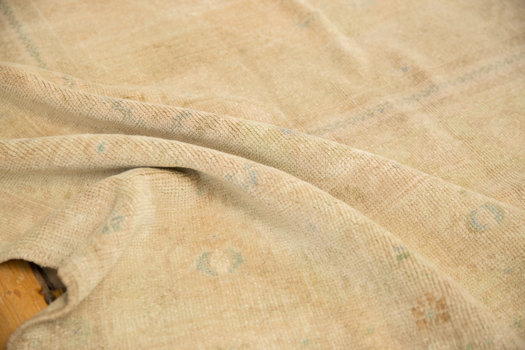 6x10 Vintage Distressed Oushak Carpet // ONH Item 7101 Image 13