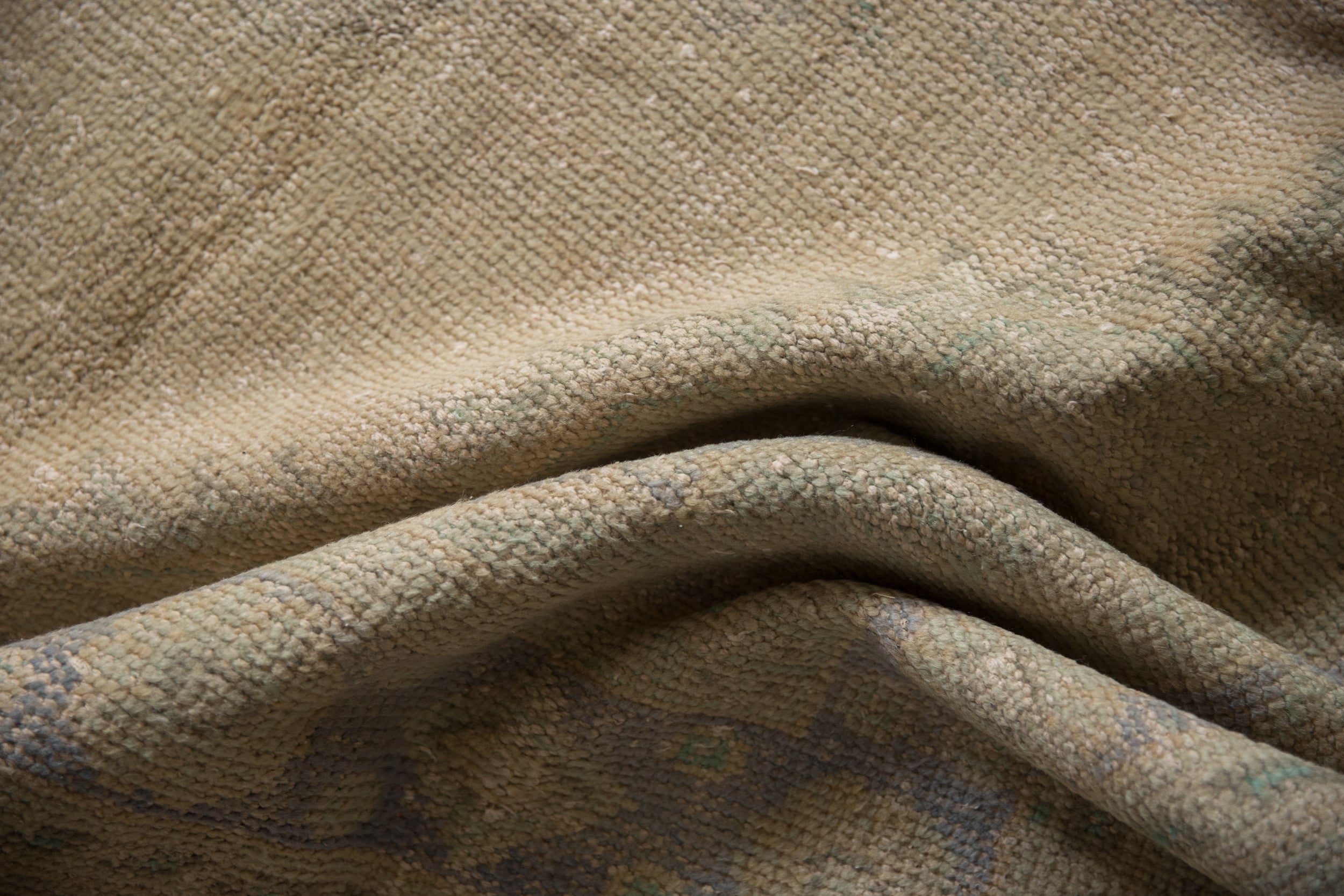 6x9.5 Vintage Distressed Oushak Carpet // ONH Item 7147 Image 8