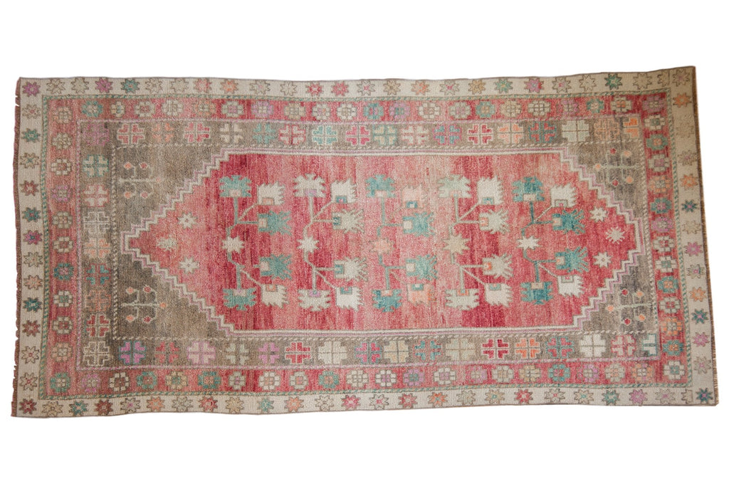 4.5x9.5 Vintage Distressed Oushak Rug Runner // ONH Item 7627