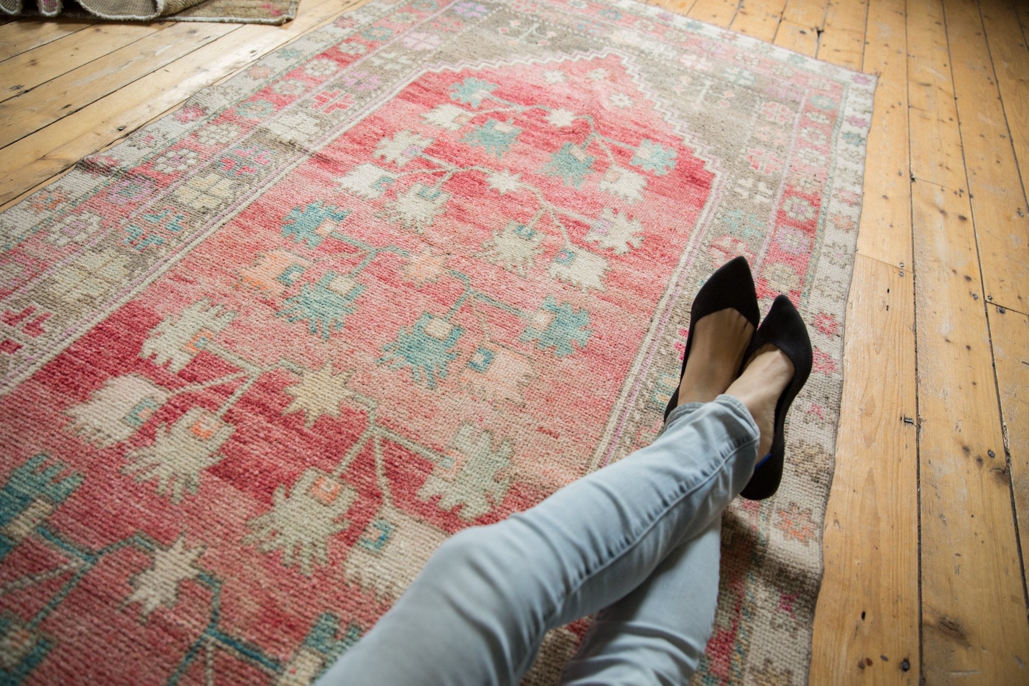 4.5x9.5 Vintage Distressed Oushak Rug Runner // ONH Item 7627 Image 1