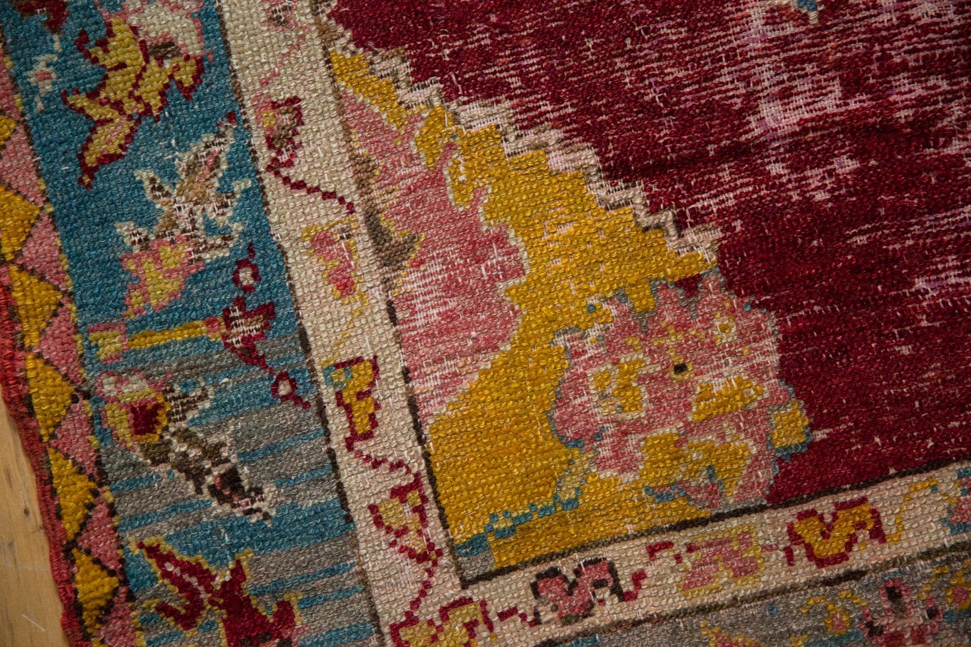 2.5x4 Antique Anatolian Rug // ONH Item 7665 Image 8