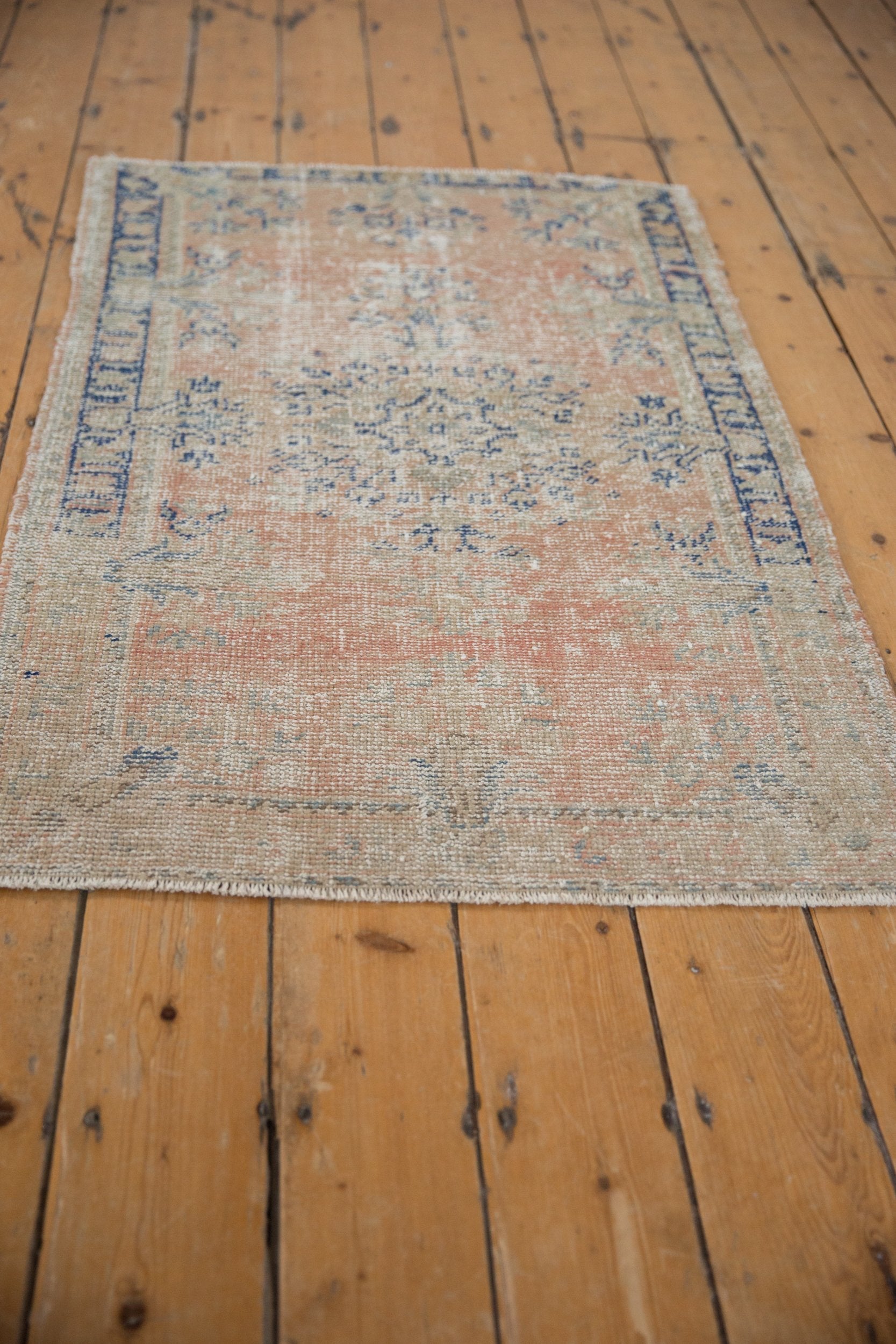 2.5x4.5 Vintage Distressed Oushak Rug // ONH Item 8216 Image 4
