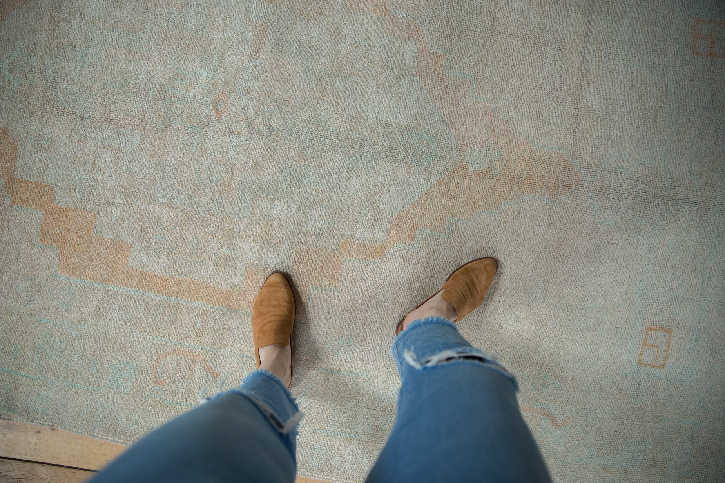 5x9.5 Vintage Distressed Oushak Carpet // ONH Item 8221 Image 1