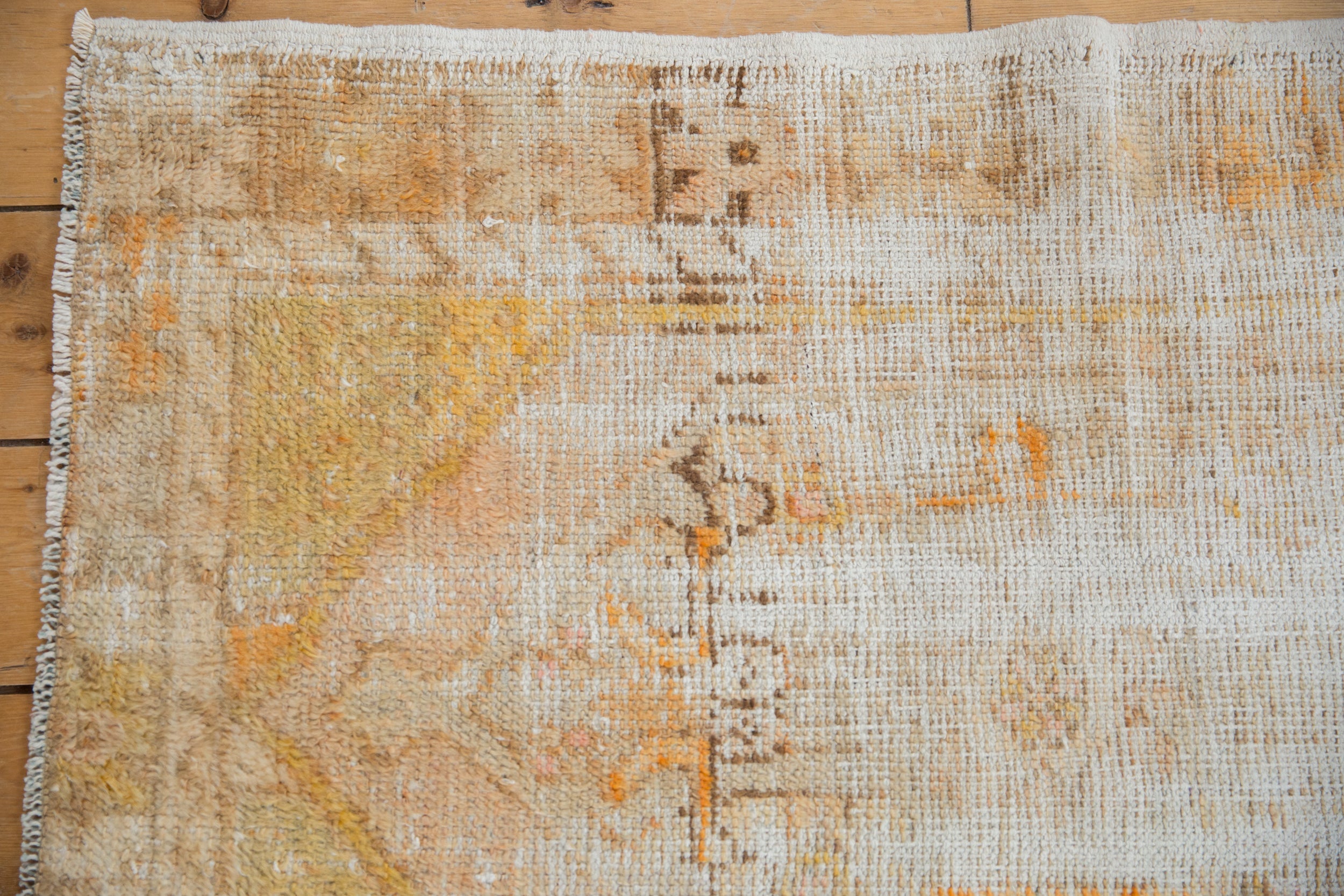 2.5x4 Vintage Distressed Oushak Rug // ONH Item 8257 Image 2