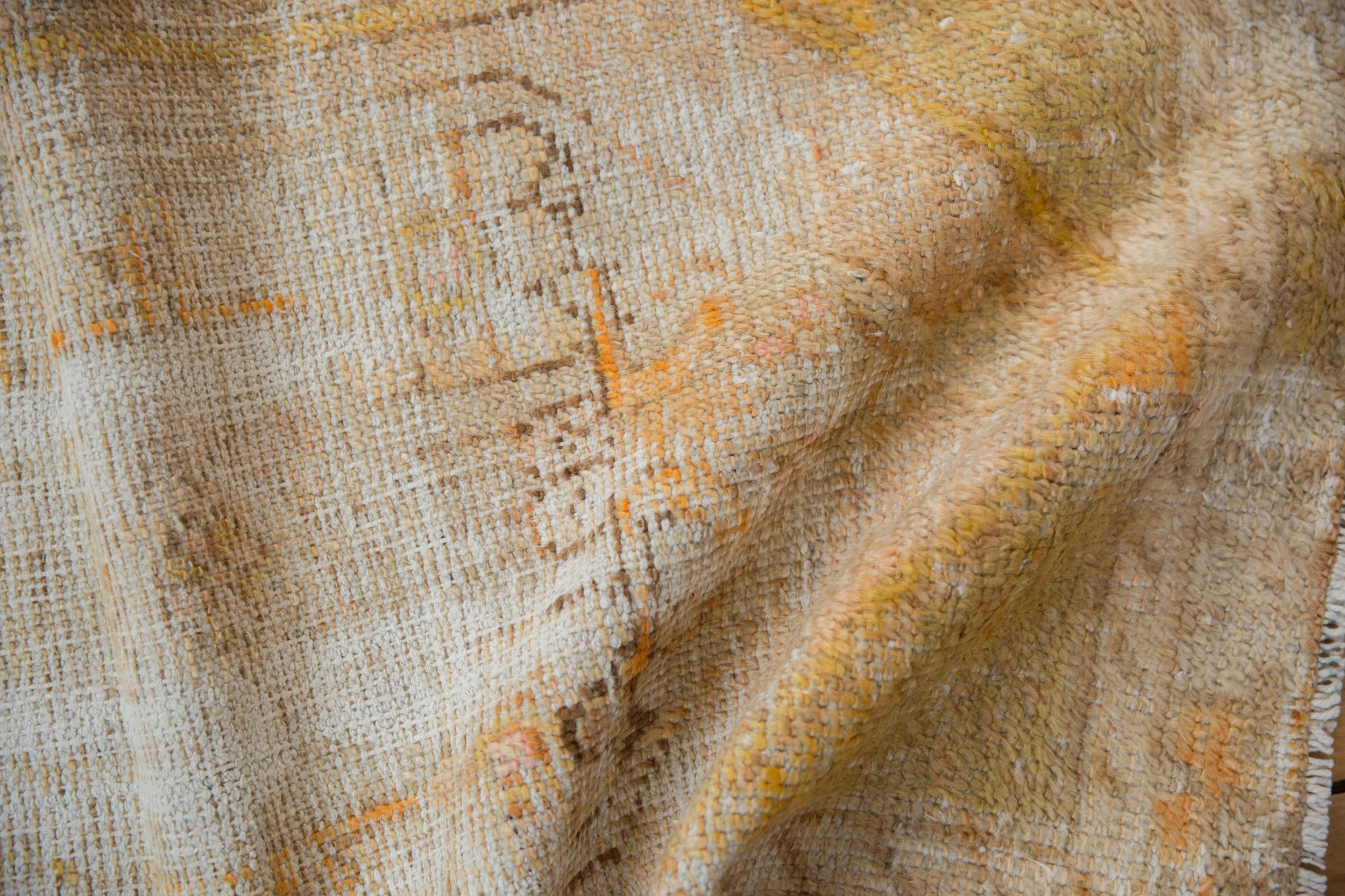 2.5x4 Vintage Distressed Oushak Rug // ONH Item 8257 Image 3