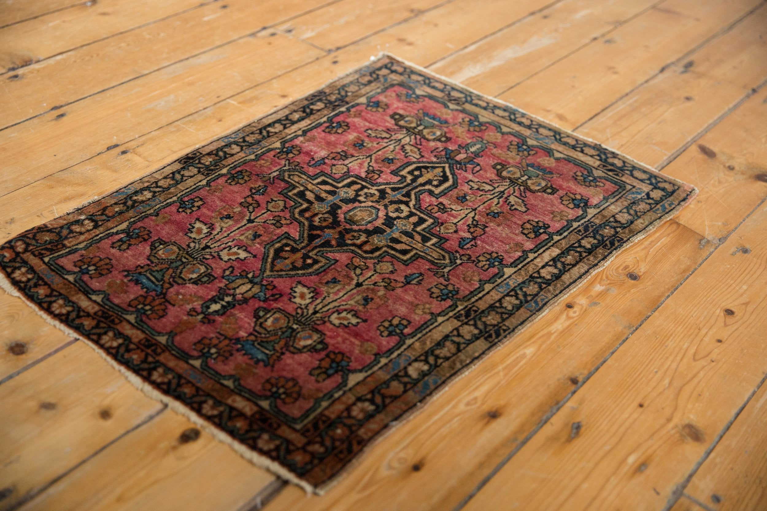 2x2.5 Vintage Farahan Sarouk Square Rug Mat // ONH Item 8486 Image 2