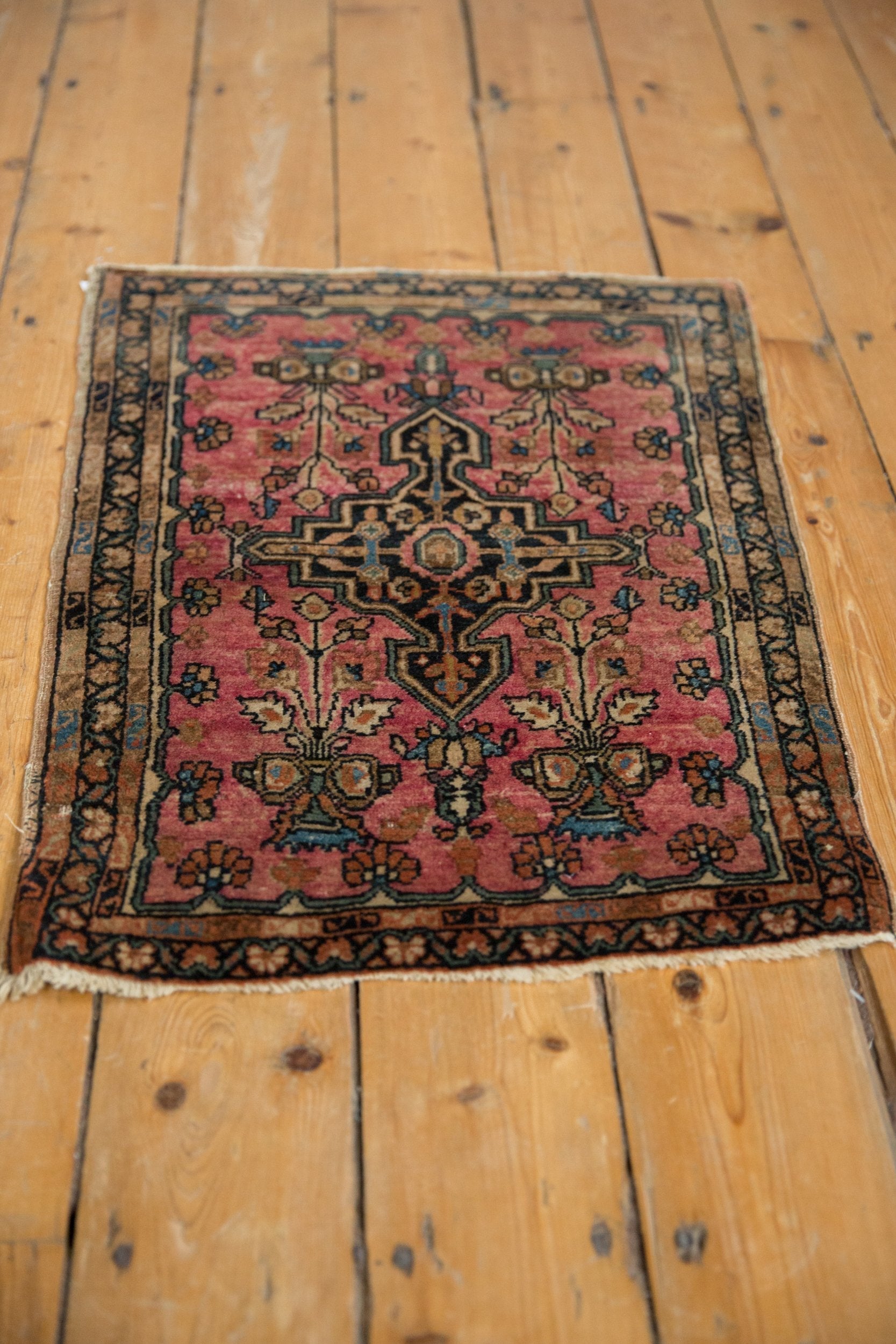 2x2.5 Vintage Farahan Sarouk Square Rug Mat // ONH Item 8486 Image 3