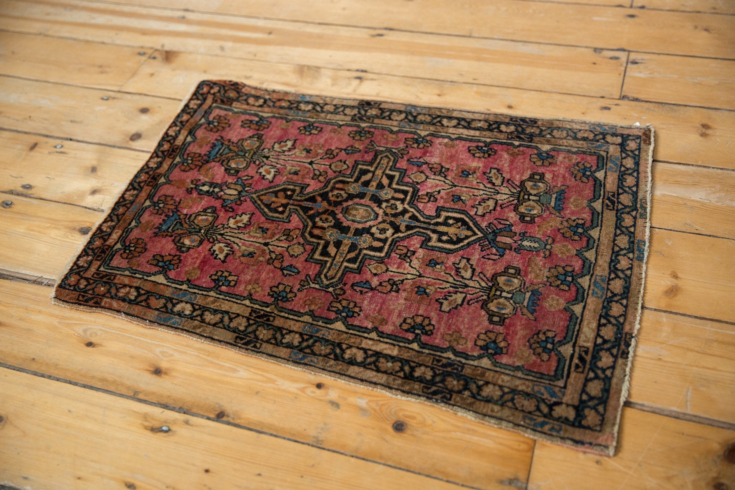 2x2.5 Vintage Farahan Sarouk Square Rug Mat // ONH Item 8486 Image 6