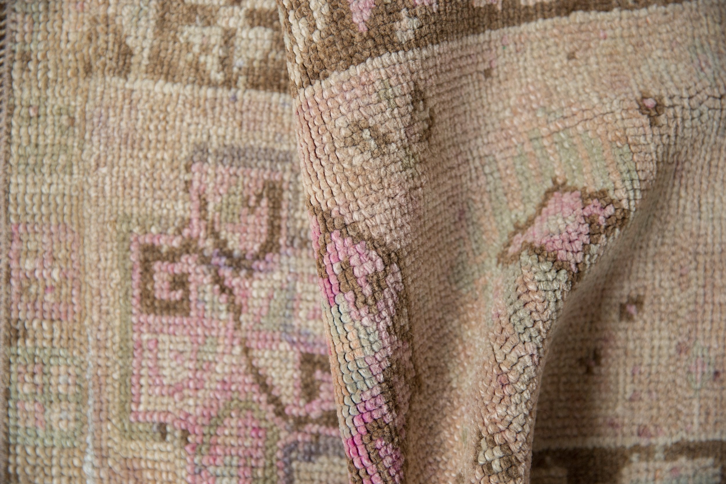 1.5x2 Vintage Distressed Kars Square Rug Mat // ONH Item 8750 Image 5