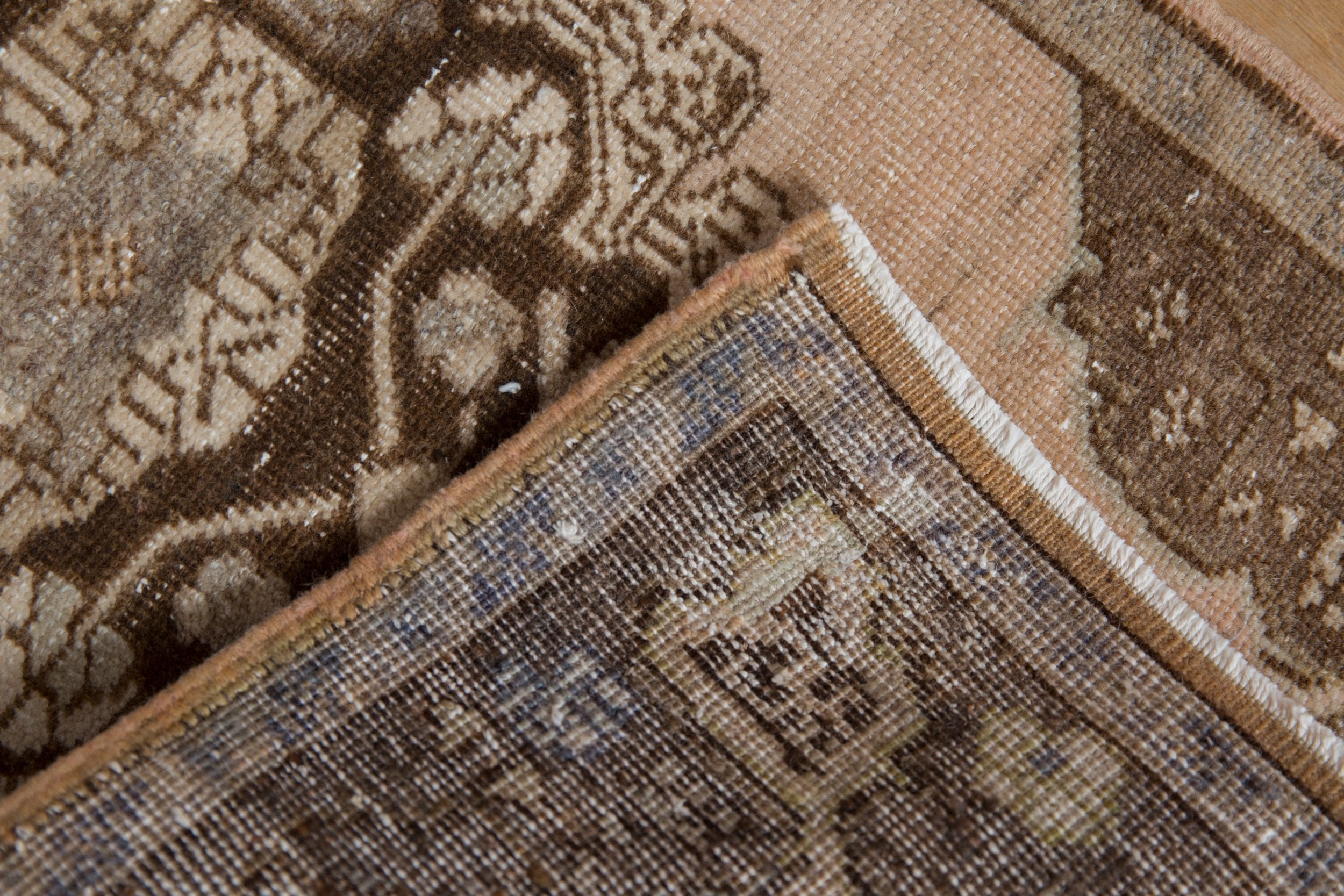 Vintage Distressed Oushak Rug Mat / ONH item 8804 Image 6