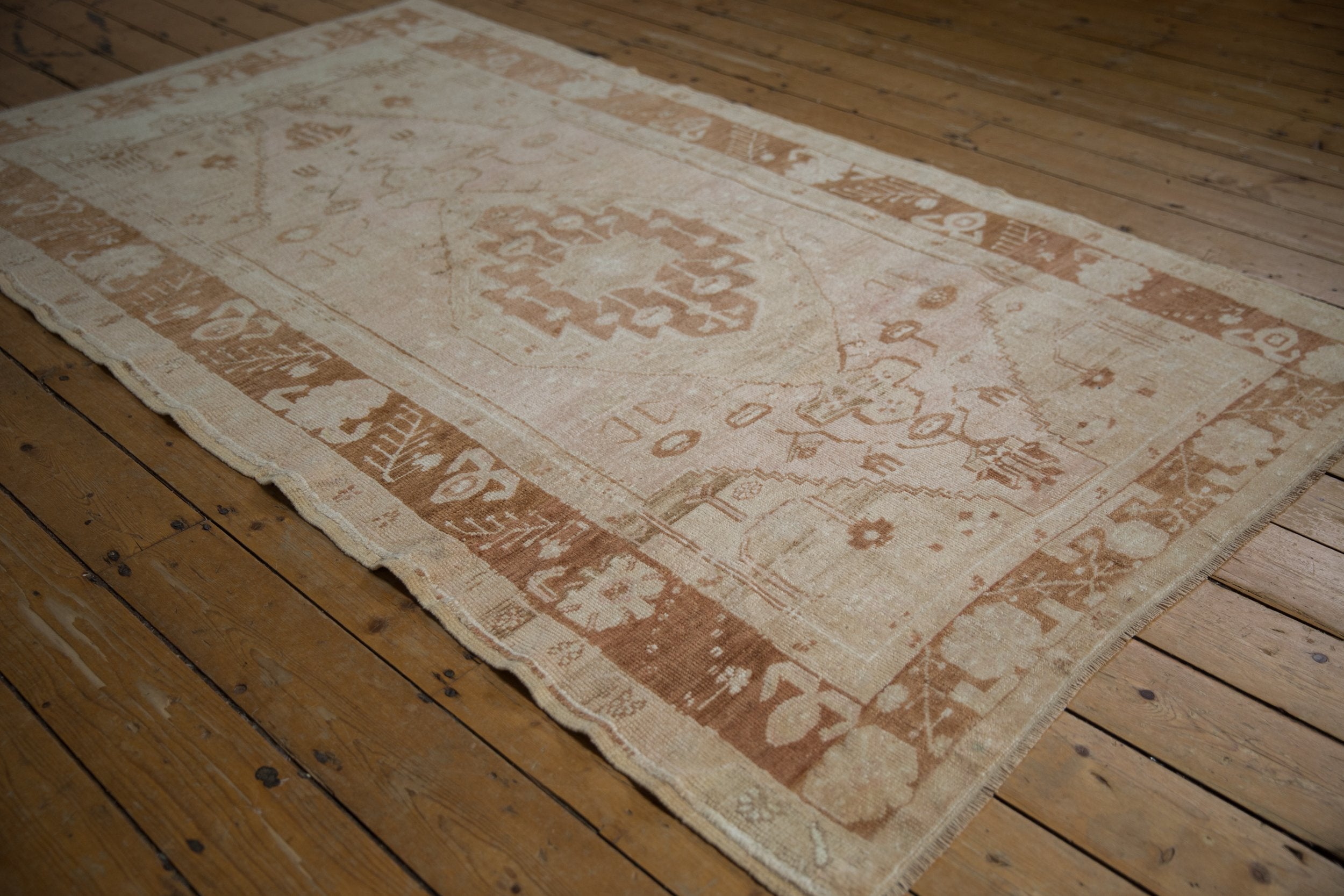 4.5x7.5 Vintage Distressed Oushak Rug // ONH Item 8983 Image 4