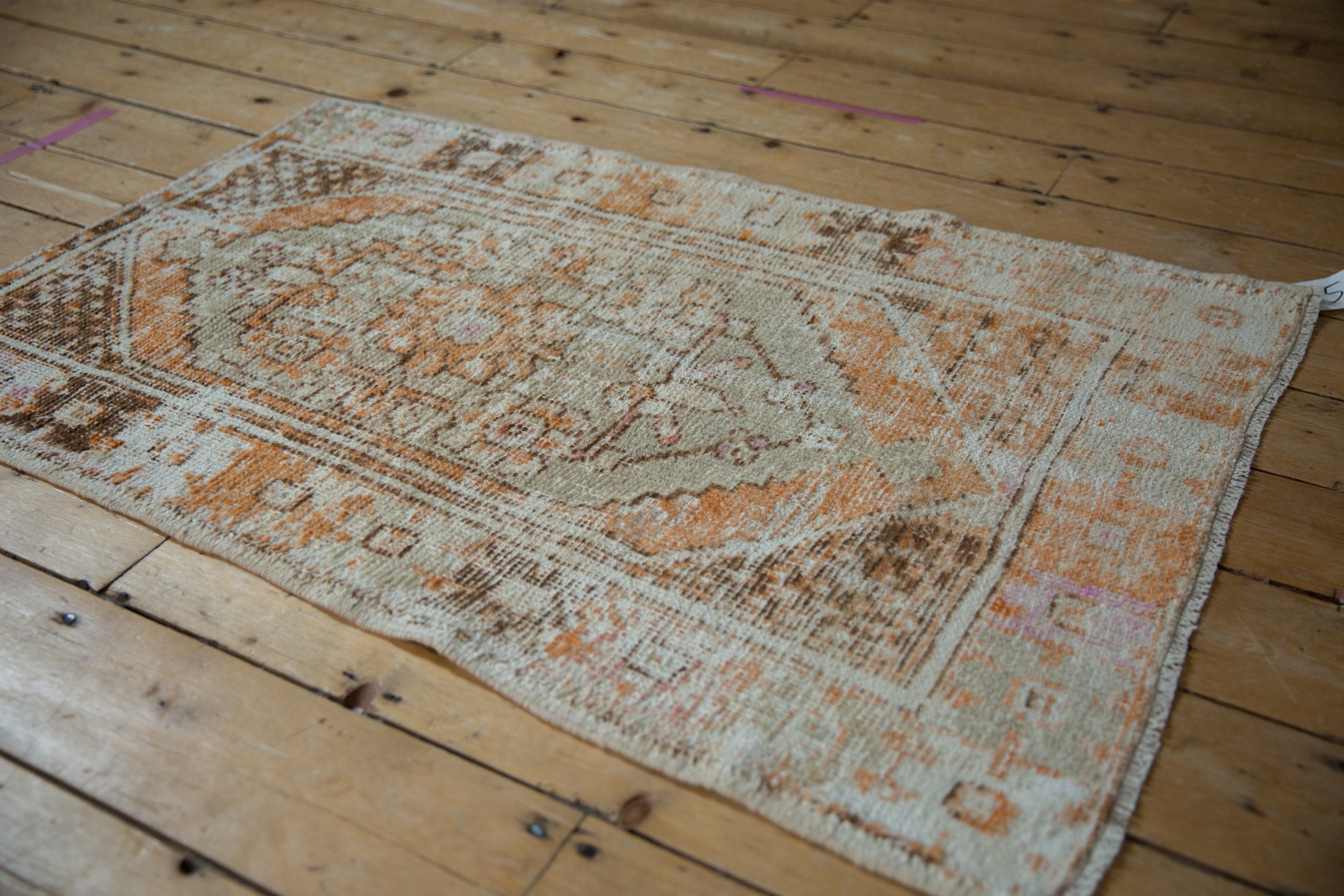 2.5x4 Vintage Distressed Oushak Rug // ONH Item 9351 Image 2