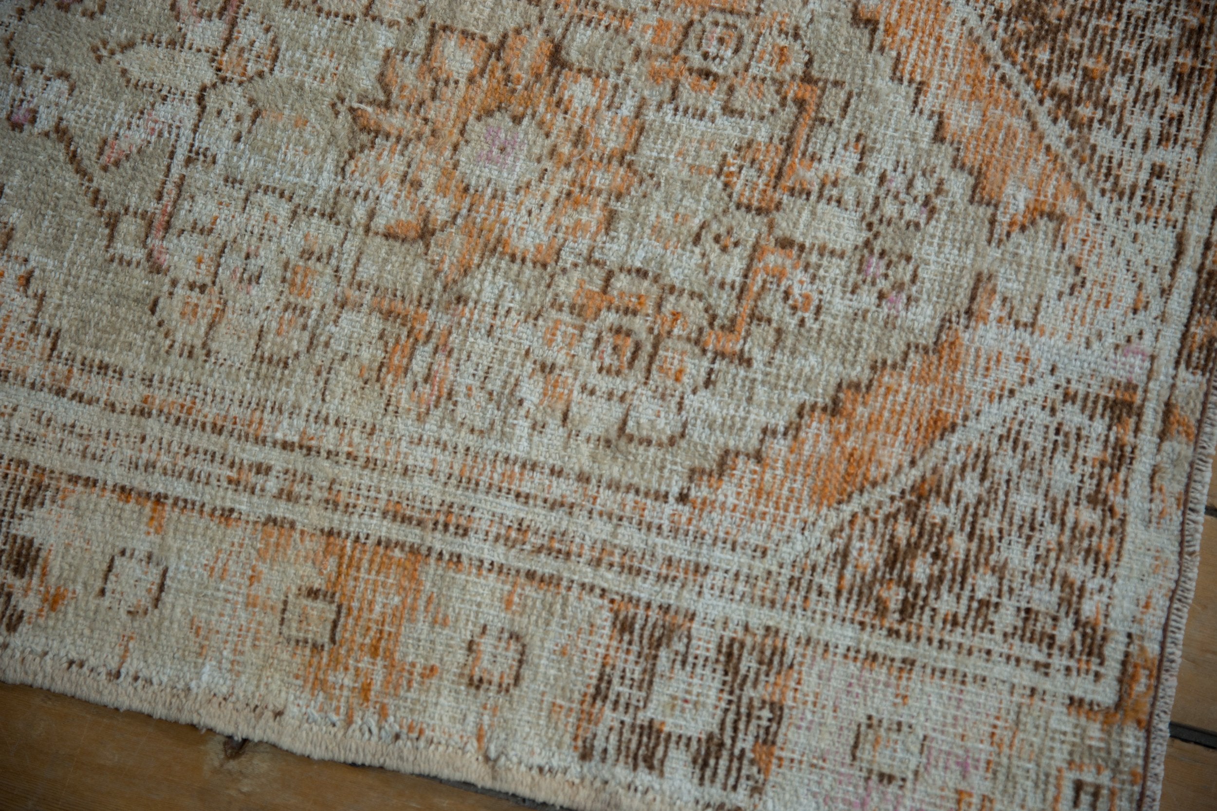 2.5x4 Vintage Distressed Oushak Rug // ONH Item 9351 Image 6