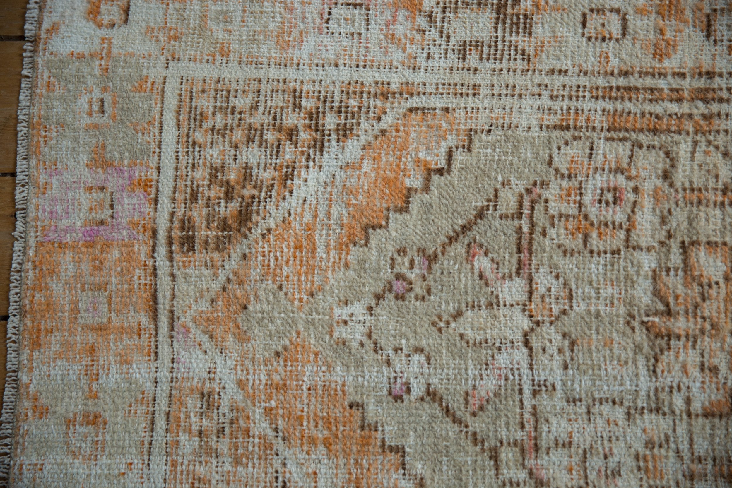 2.5x4 Vintage Distressed Oushak Rug // ONH Item 9351 Image 7