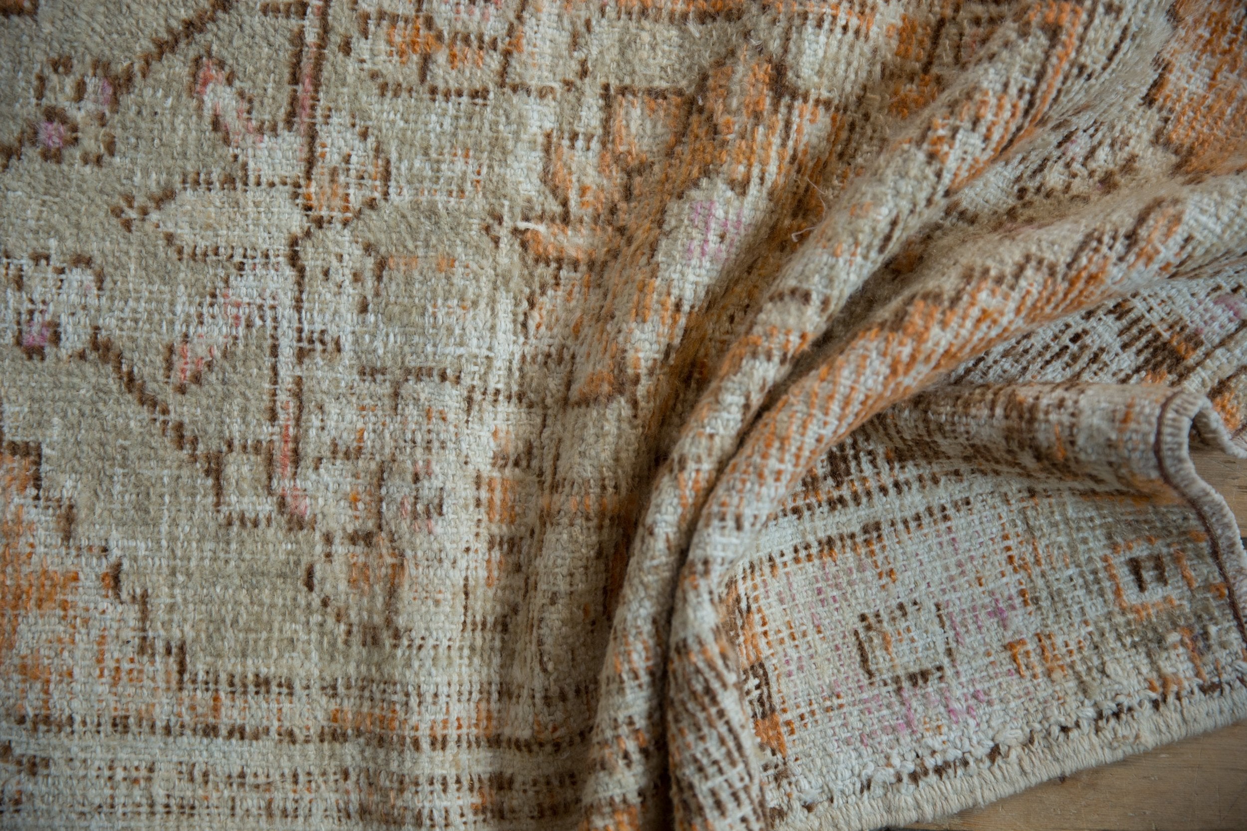 2.5x4 Vintage Distressed Oushak Rug // ONH Item 9351 Image 8