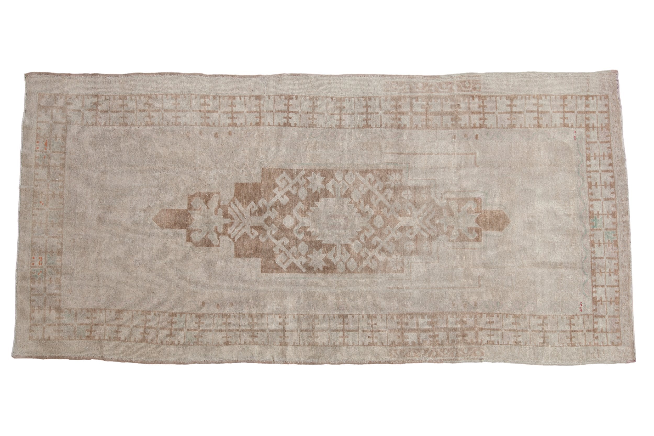 4.5x9.5 Vintage Distressed Oushak Rug Runner // ONH Item 9383