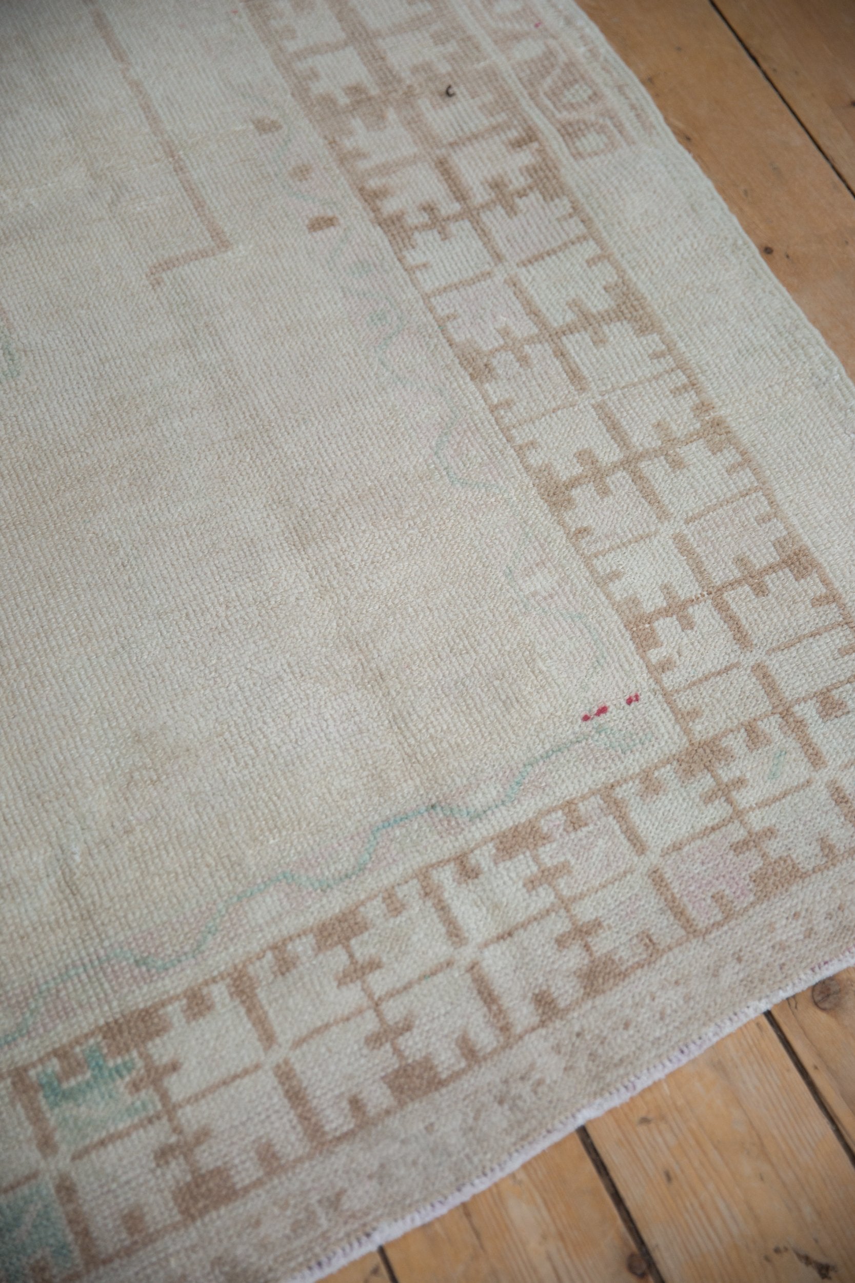 4.5x9.5 Vintage Distressed Oushak Rug Runner // ONH Item 9383 Image 7