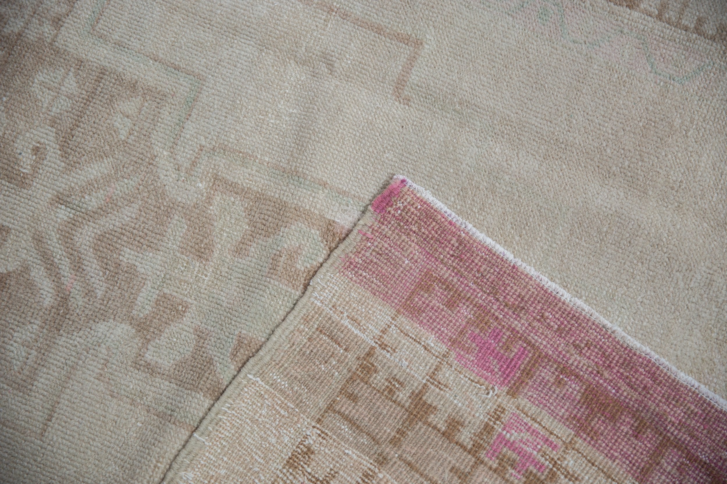 4.5x9.5 Vintage Distressed Oushak Rug Runner // ONH Item 9383 Image 10