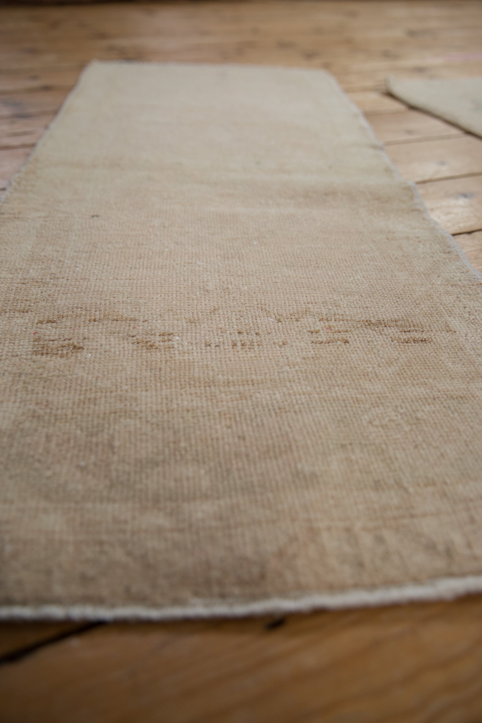 1.5x4 Vintage Distressed Oushak Rug Mat Runner // ONH Item 9404 Image 4