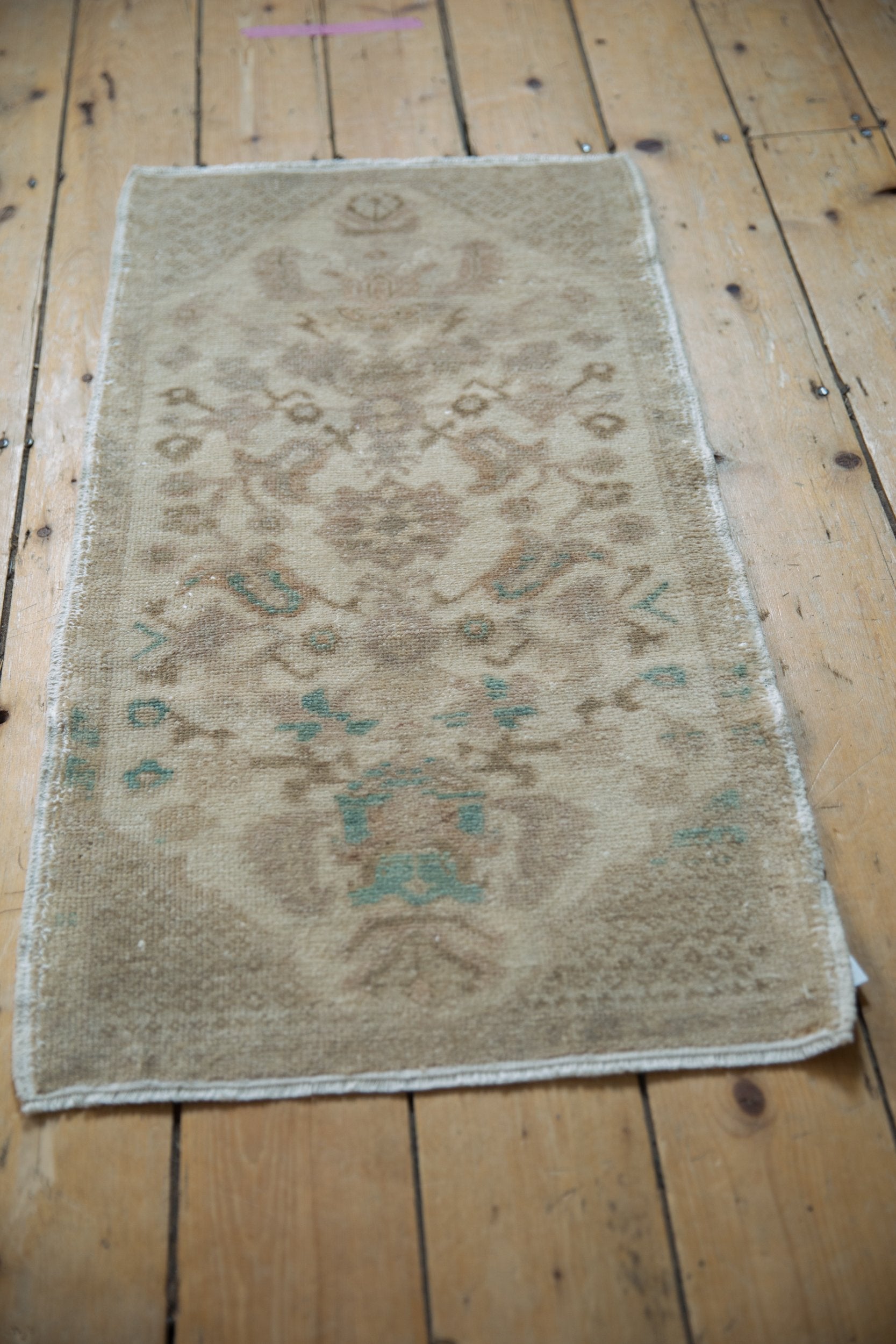 1.5x3.5 Vintage Distressed Oushak Rug Mat Runner // ONH Item 9422 Image 3