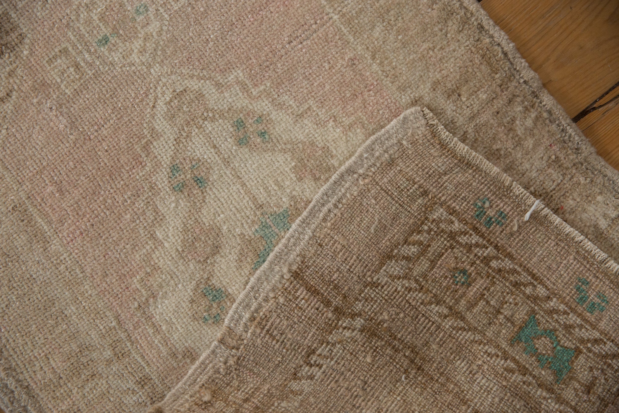 1.5x3.5 Vintage Distressed Oushak Rug Mat Runner // ONH Item 9429 Image 4