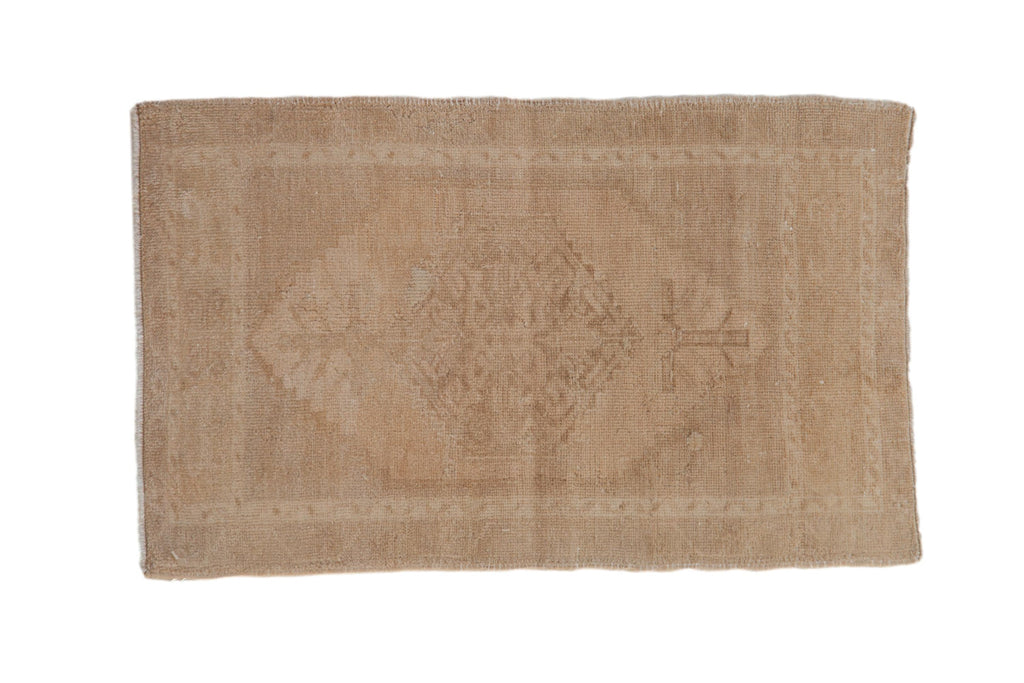 1.5x3 Vintage Distressed Oushak Rug Mat // ONH Item 9485