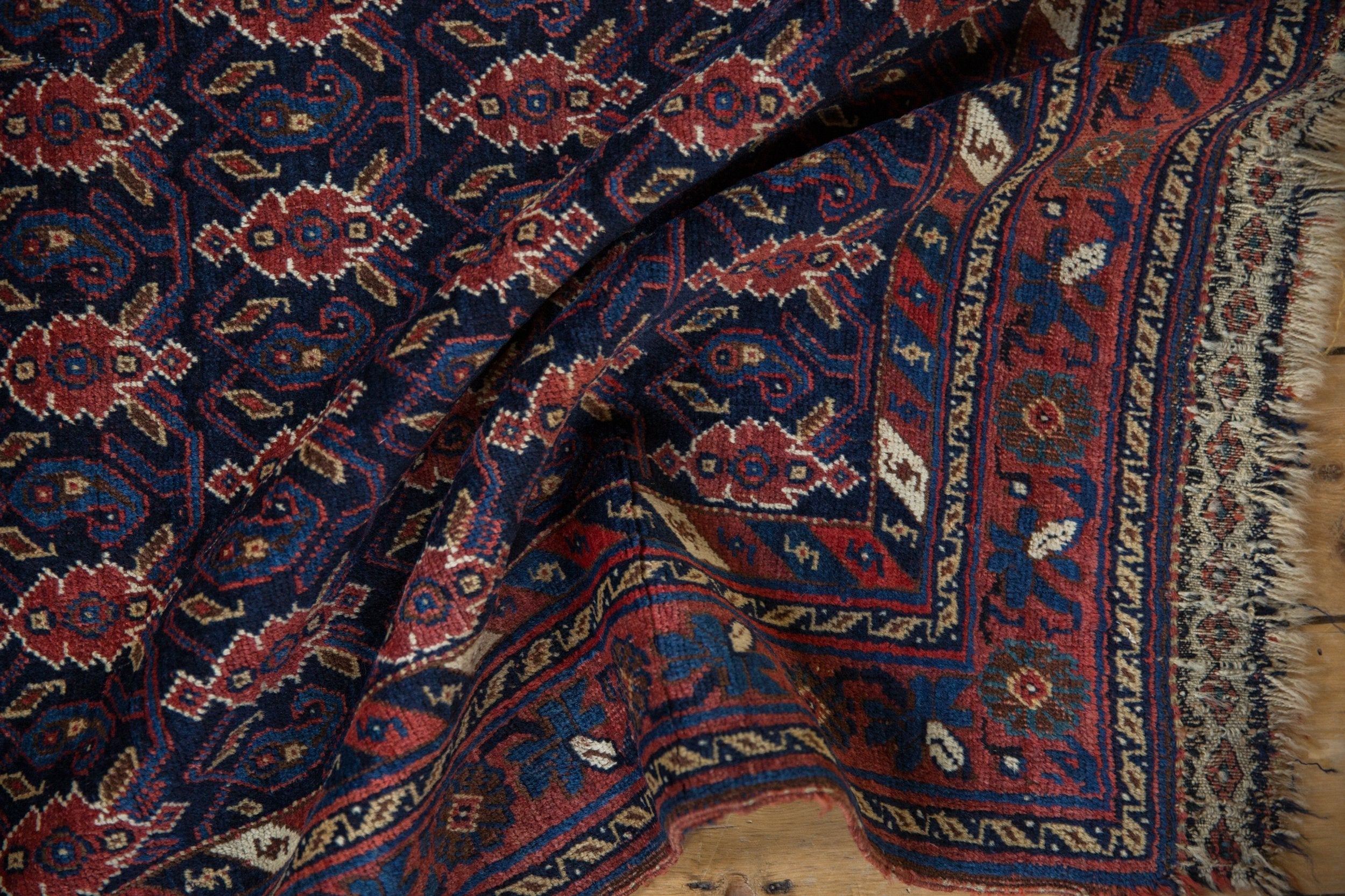 4x5.5 Antique Afshar Rug // ONH Item 9555 Image 7