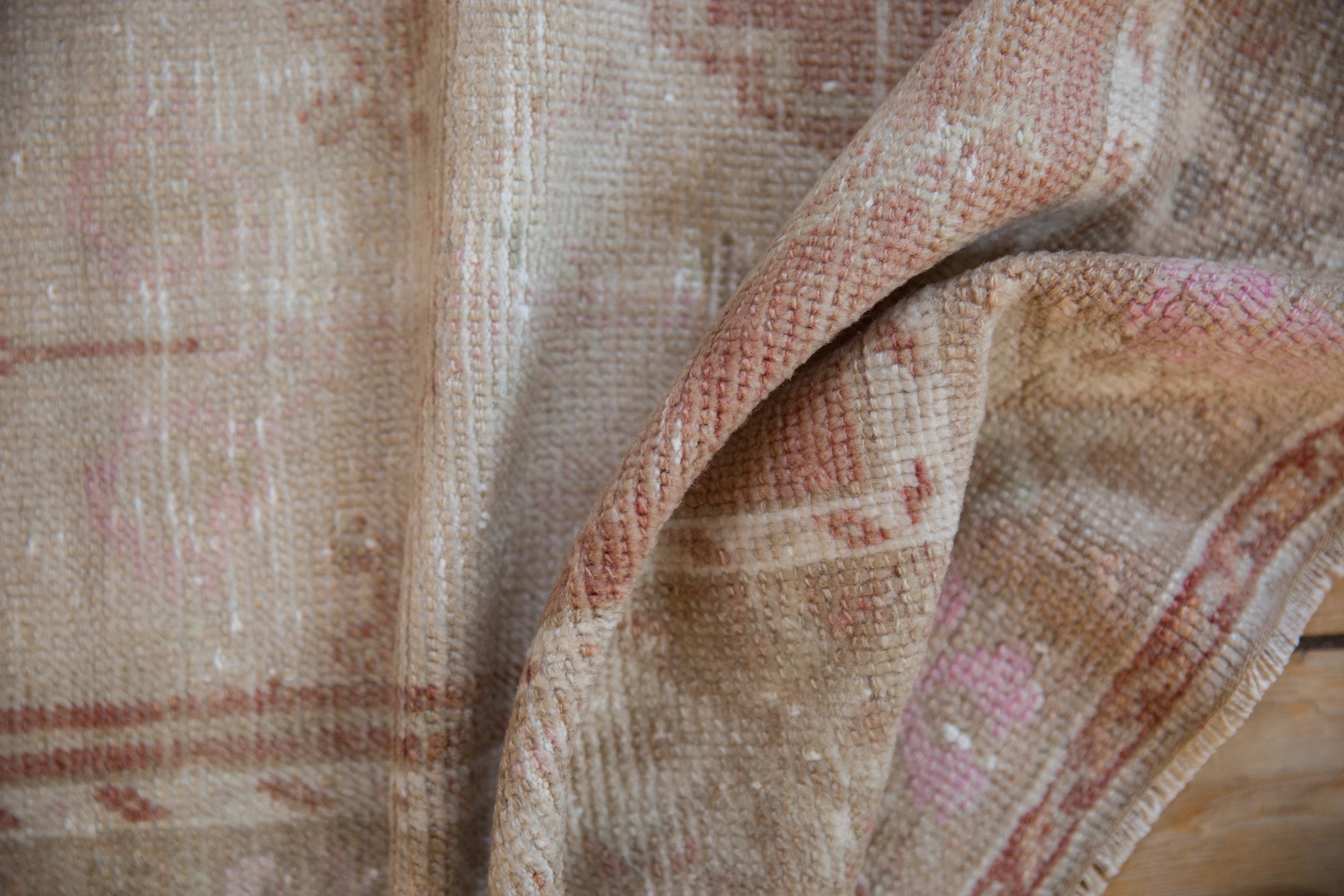 2x3.5 Vintage Distressed Oushak Rug // ONH Item 9638 Image 6