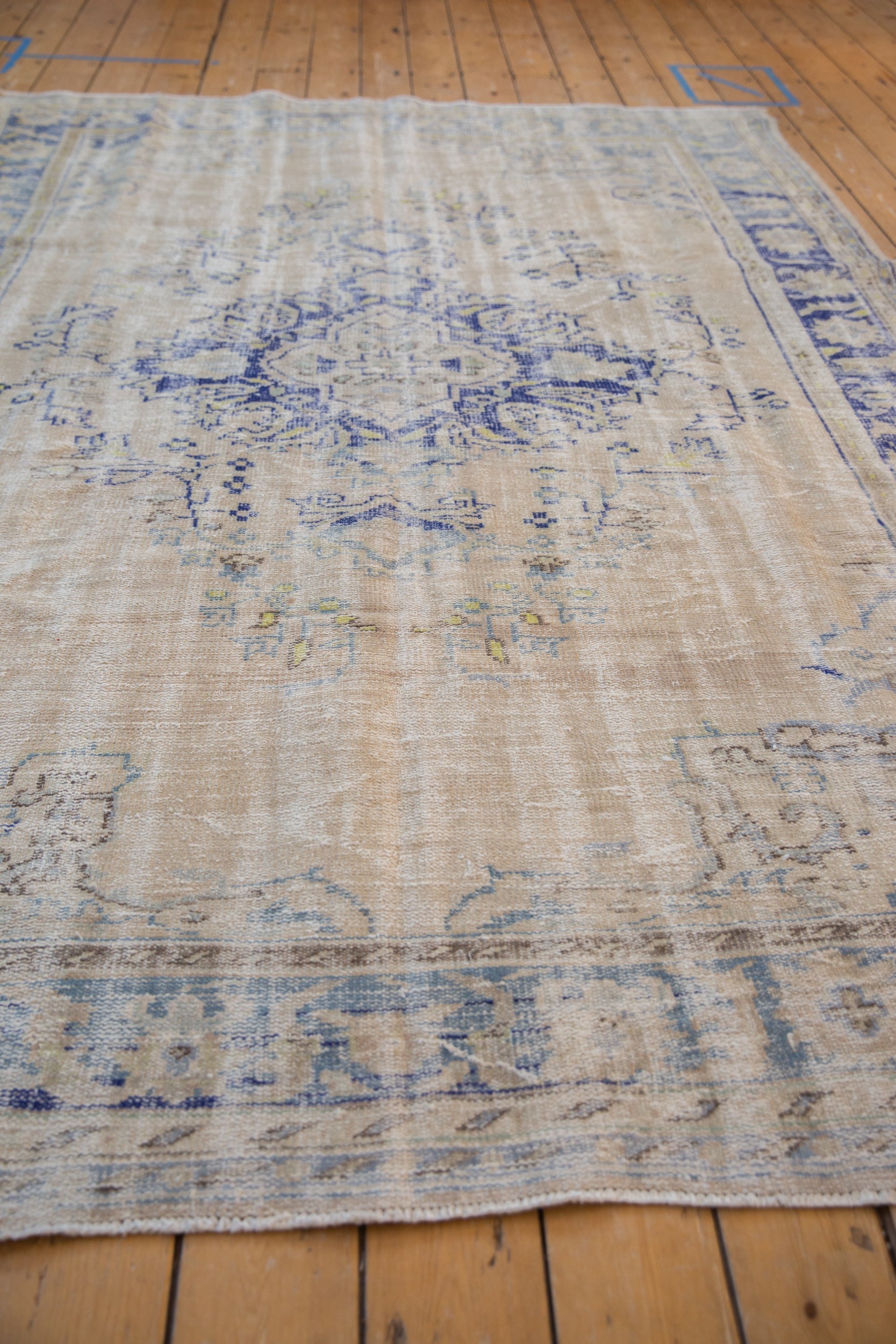 6.5x9.5 Vintage Distressed Oushak Carpet // ONH Item 9909 Image 5